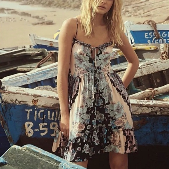 FREE PEOPLE • EUC Summer Storm Slip Mini Dress - Picture 8 of 8